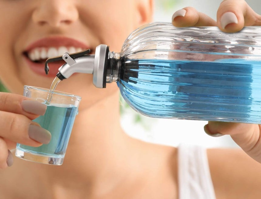 7 Best Mouthwash Dispensers - Elegant Accessory for Fresh Breath (Summer 2022)